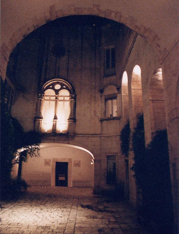 Hotel Palazzo Moccia Rutigliano Exterior foto